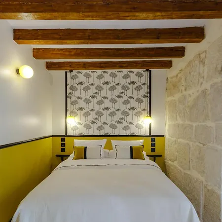 Cozy Charming Apartment In Historic Center Alicante Exterior photo
