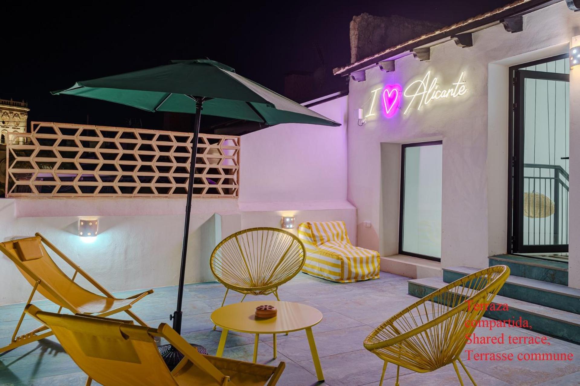 Cozy Charming In Historic Center * Alicante